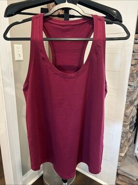 lululemon athletica Maroon Racerback Tank / Like New / Nice & Soft